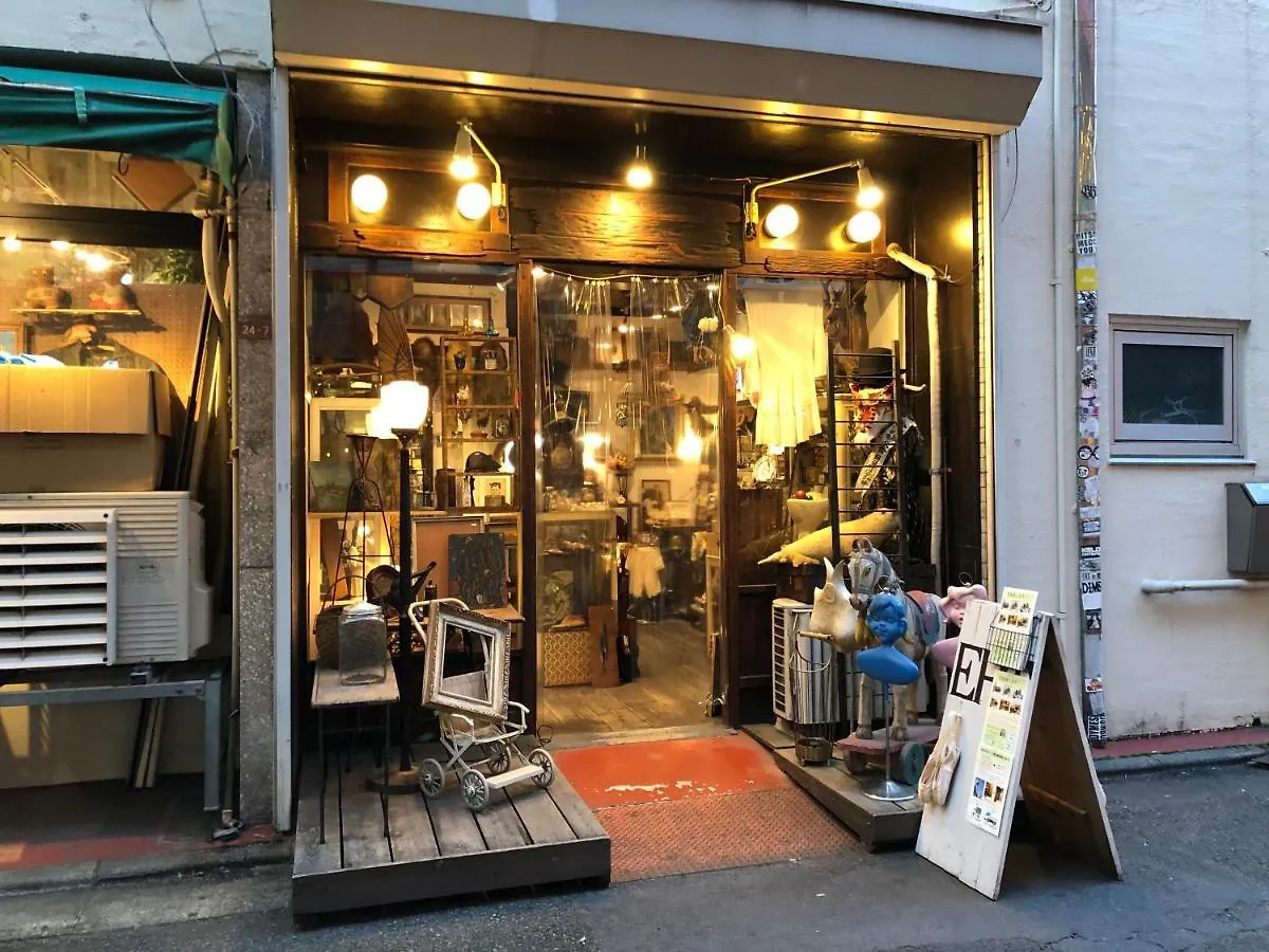 Shin Koenji Guesthouse Female Only And Private Room Tokyo Japan
